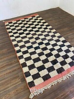 4x8 Feet Black and White Squire Rug, Moroccan Handmade Wool Woven Carpet Rug