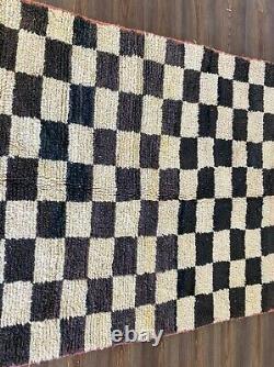 4x8 Feet Black and White Squire Rug, Moroccan Handmade Wool Woven Carpet Rug