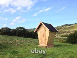Designer Compost Toilet Waterless Off Grid Eco Friendly Wooden Outdoor Cubicle