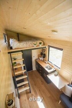 Tiny House Sur Roues / Entièrement Sur Mesure Sur / Hors-grid / Eco / 5,5m X 2,5m X 4m